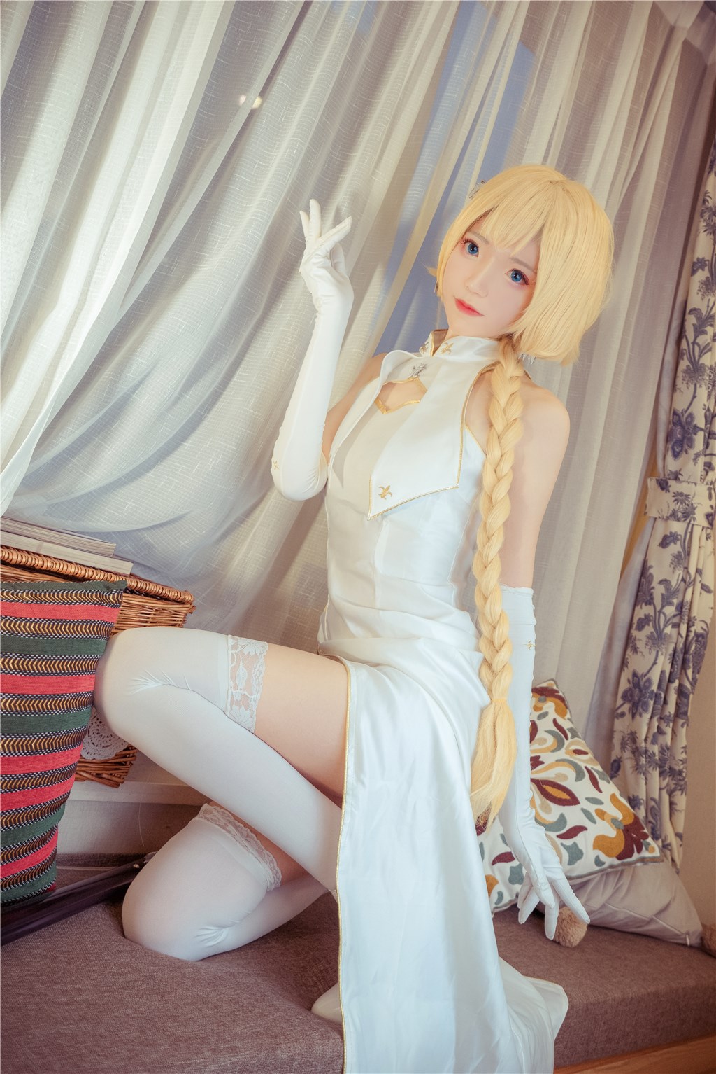 【今日吃瓜】网民追踪:当红偶像夜晚神秘出没疑似与黑势力接洽,黑料内幕引发全民热议!